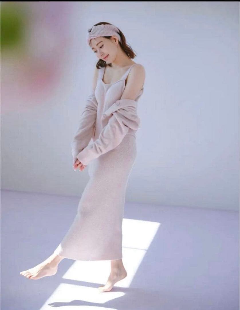 SNIDEL  ベージュ カーディガンとドレス セット