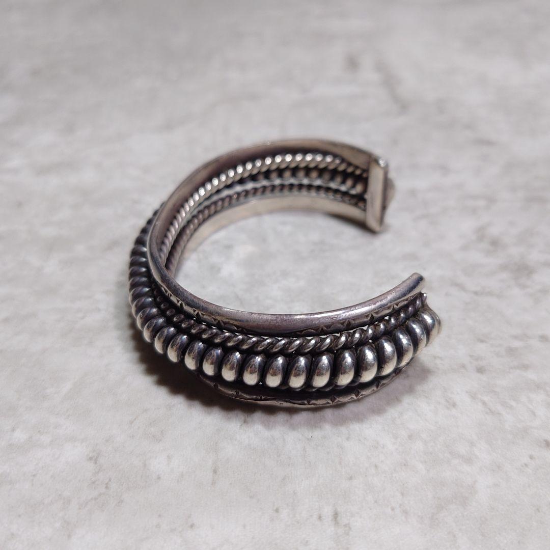 NAVAJO ナバホ族 ツイストバングル SILVER925