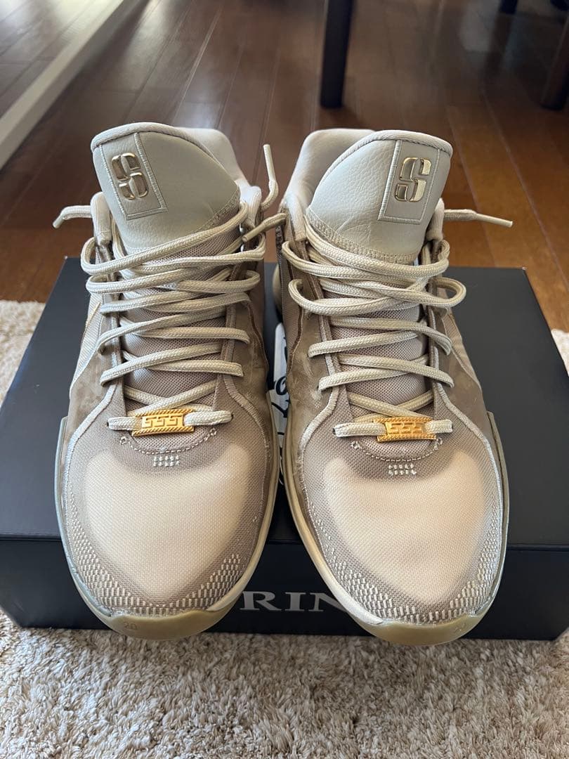 Nike SABRINA 2 ゴールド