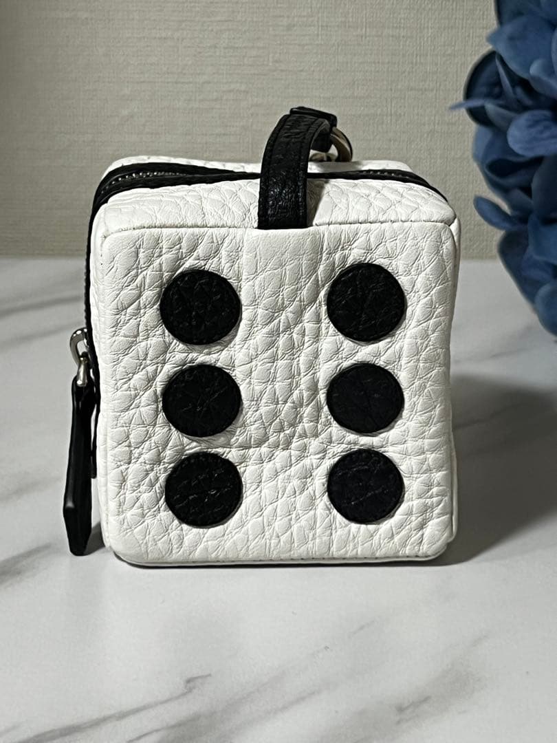 FENDI フェンディ バッグチャーム 小銭入れ キーホルダー