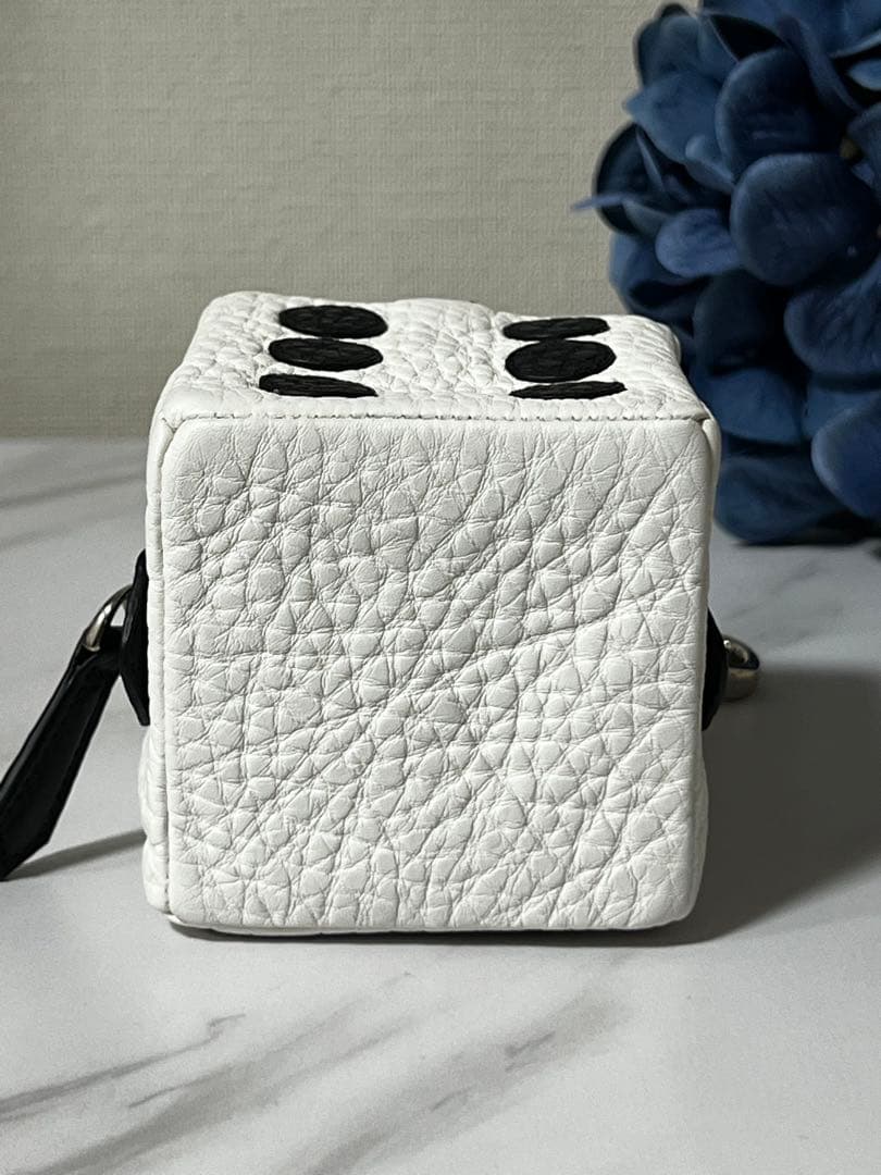 FENDI フェンディ バッグチャーム 小銭入れ キーホルダー