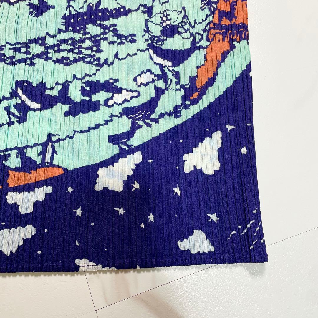 希少✨未使用級 プリーツプリーズイッセイミヤケ 地図柄総柄トップス プリーツ 3