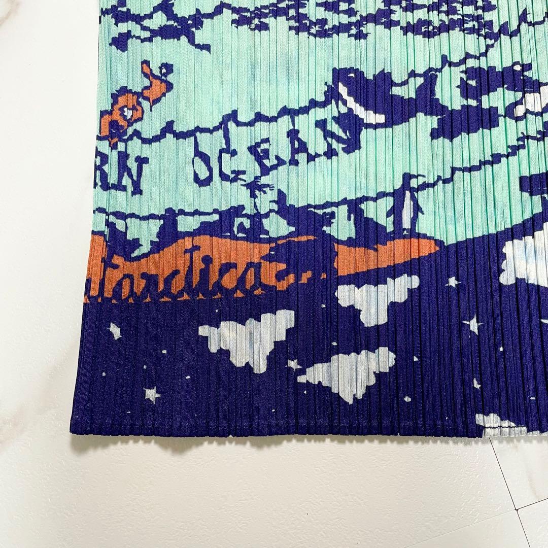 希少✨未使用級 プリーツプリーズイッセイミヤケ 地図柄総柄トップス プリーツ 3