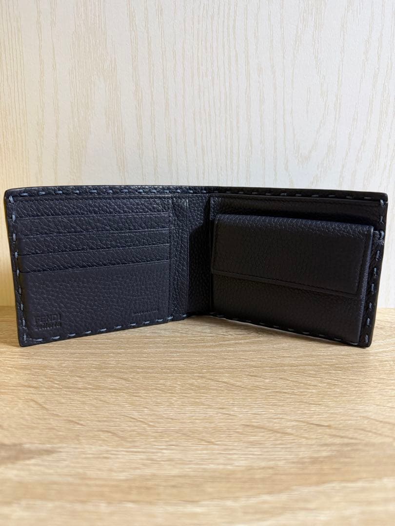 【フェンディ】 セレリア 財布