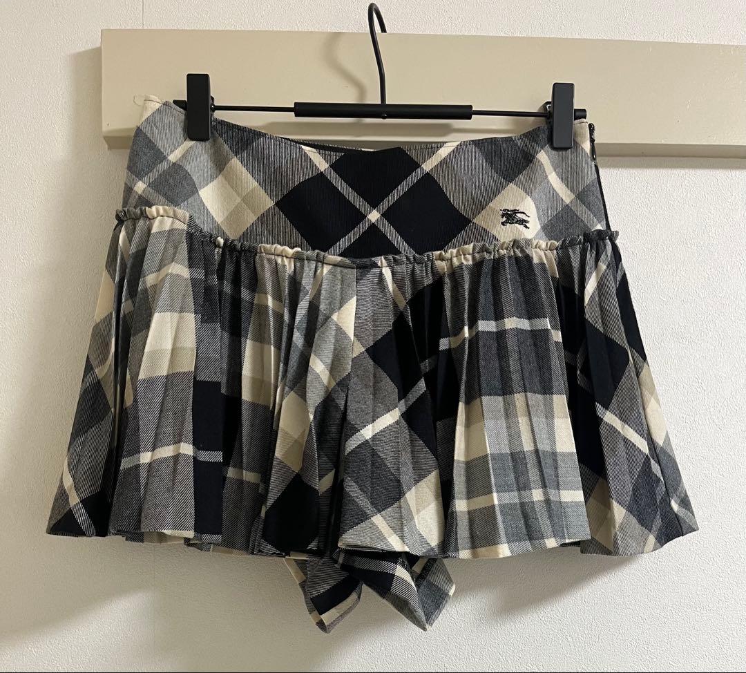 バーバリーブルーレベル　チェック柄フレアキュロット
