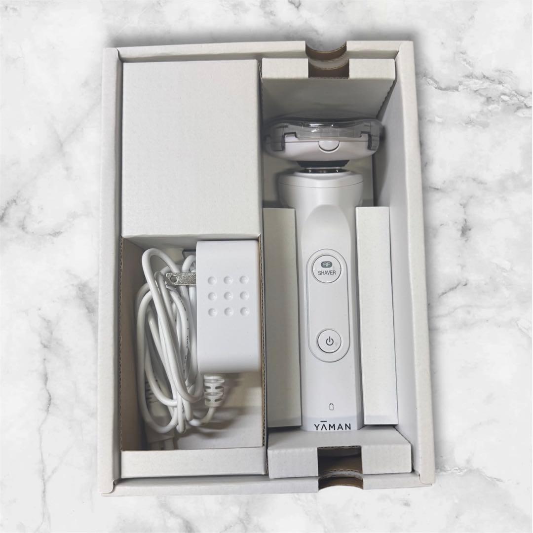 ヤーマン　美容メンズシェーバー　HOT SHAVE