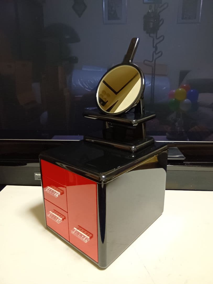 希少　萩原家具　ポストモダン　赤×黒　ラインストーン　ウッド　アート　ドレッサー