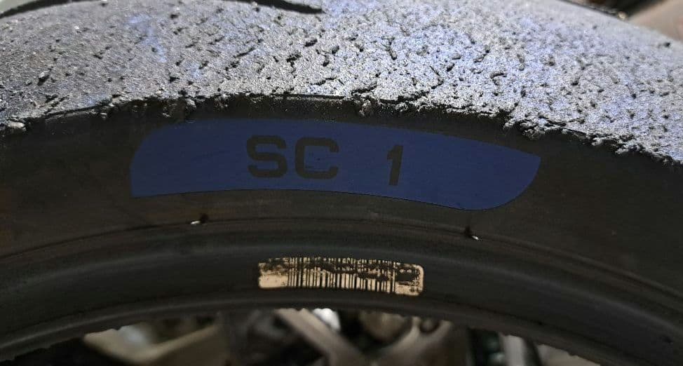 ピレリ ディアブロ スーパーコルサ V3 SC1 200/55-17