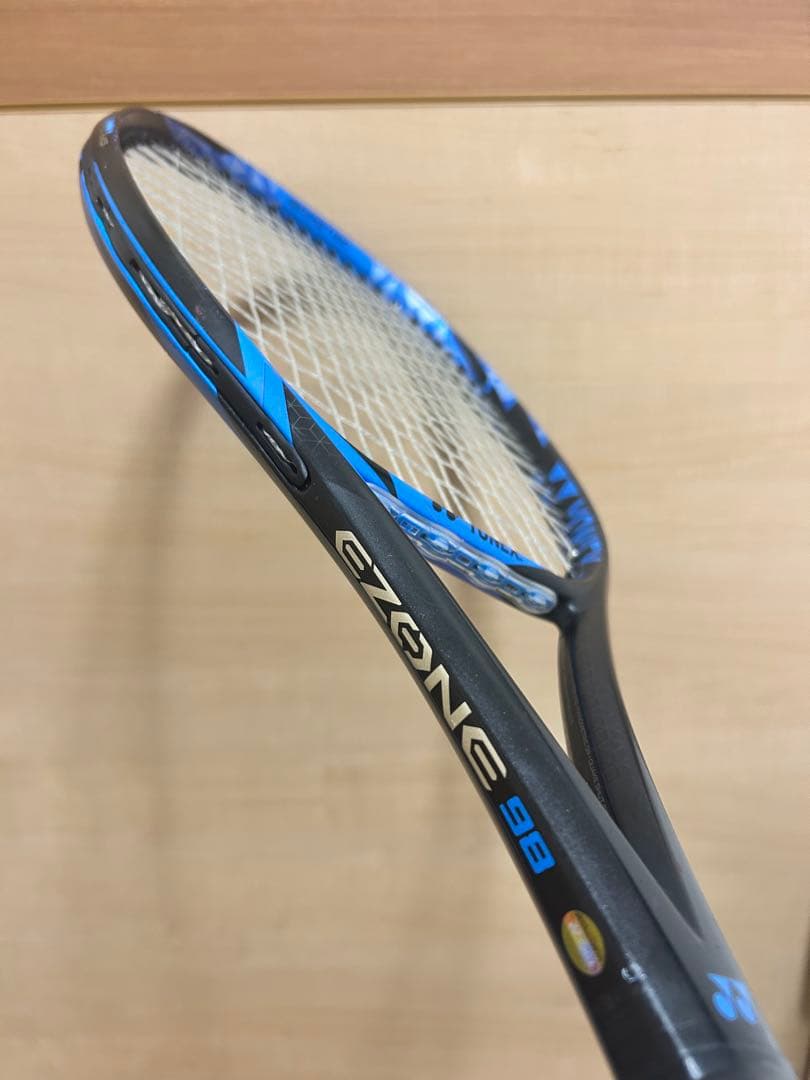 YONEX EZONE 98 2018年 G2 グリップ新品　2本セット