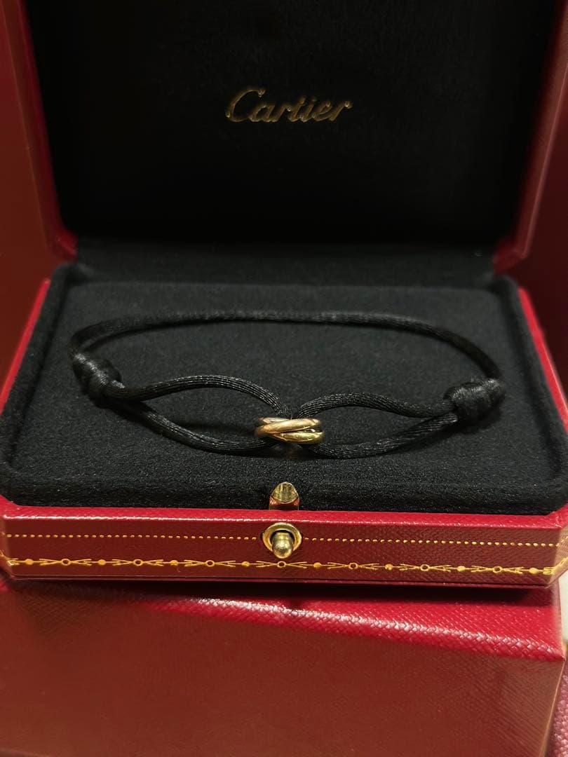 カルティエ　トリニティ ブレスレット Trinty bracelet, cord
