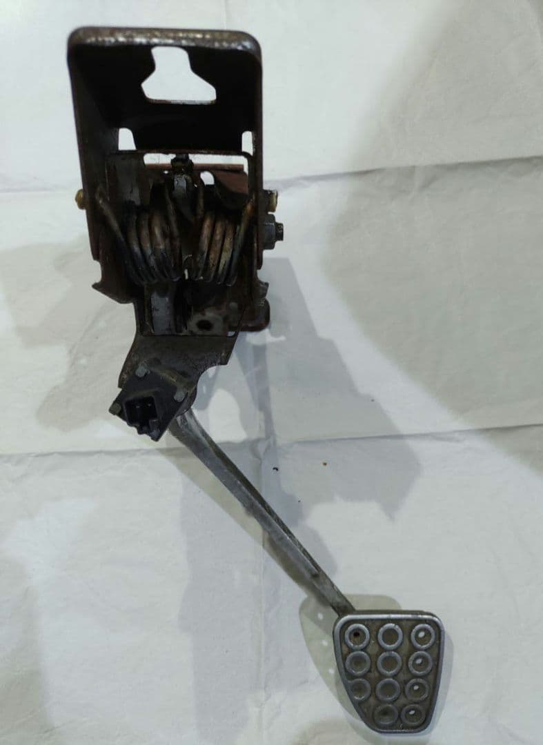 マツダ RX-7 FD3S 純正 クラッチペダル 中古
