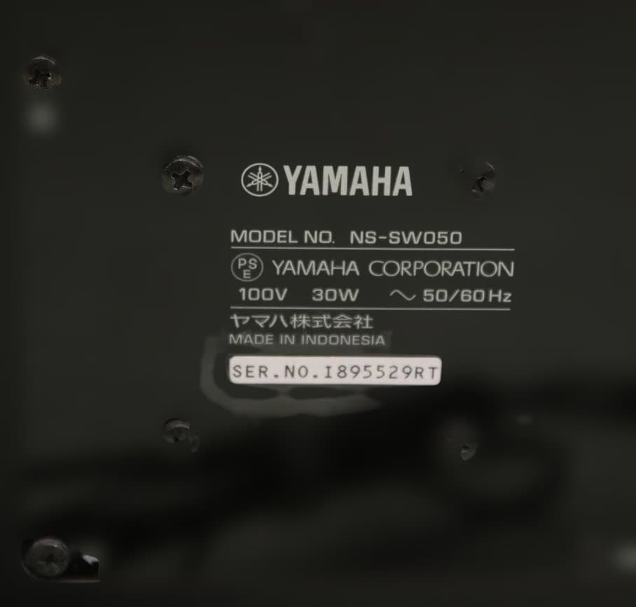 ◆ YAMAHA　NS-SW050　　◆ サブウーハースピーカー
