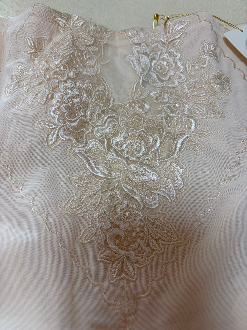 ワコールTrefle 刺繍レース付きガードル 82 Lベージュ 新品未使用