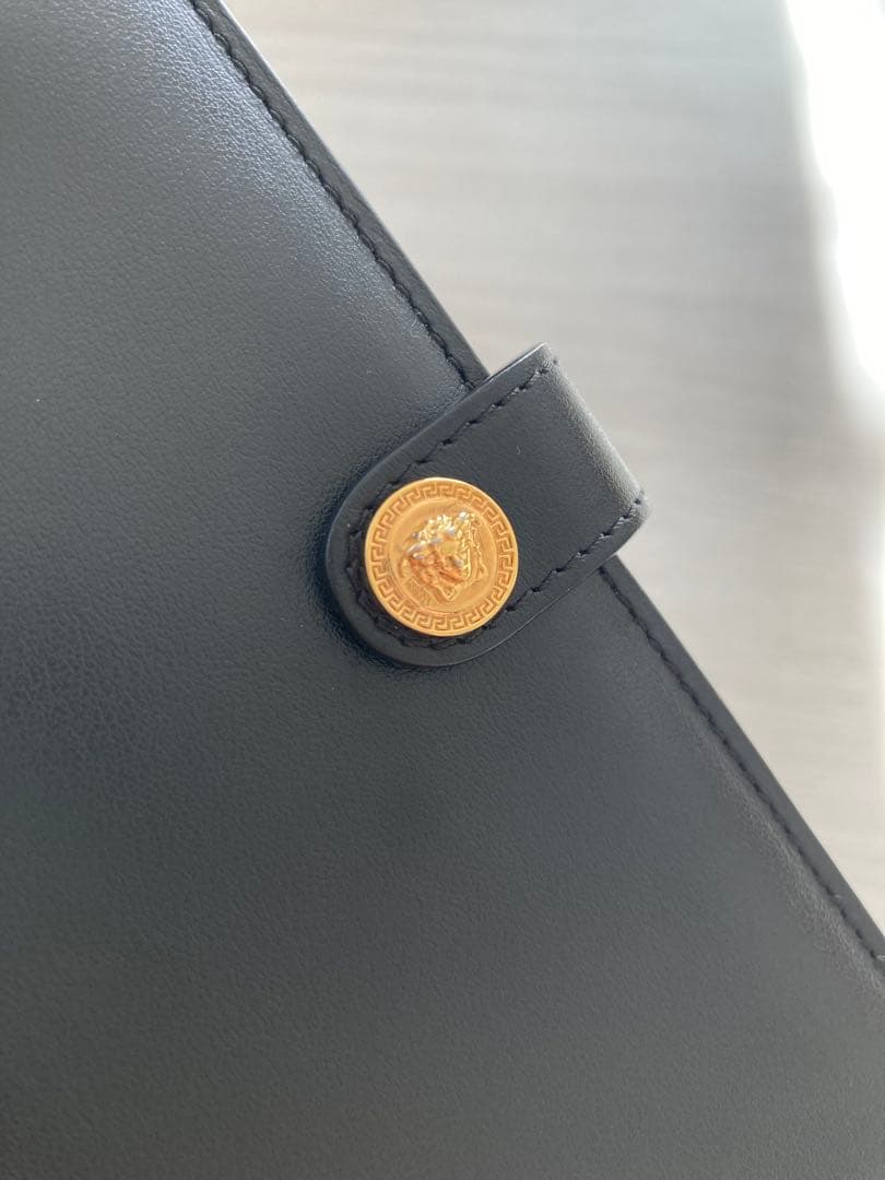 VERSACE長財布 ヴェルサーチェ 1002898 1A02150 1B00V