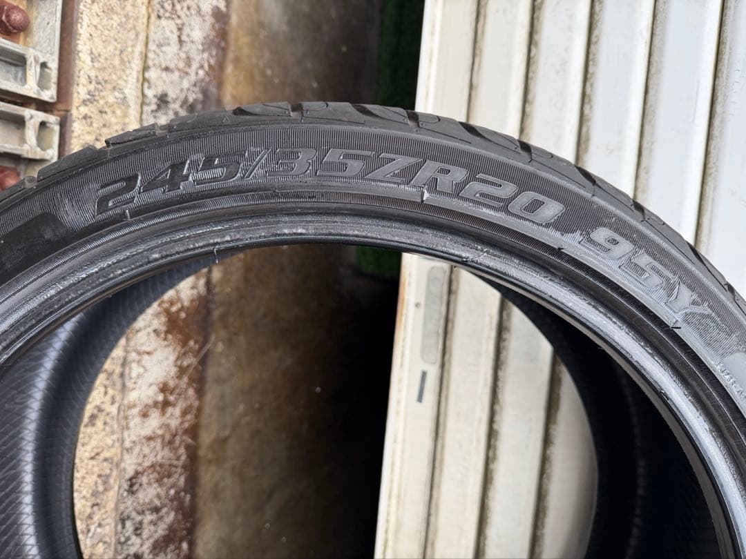 MAXTREK FORTIS T5 245/35R20 タイヤ 2本中古
