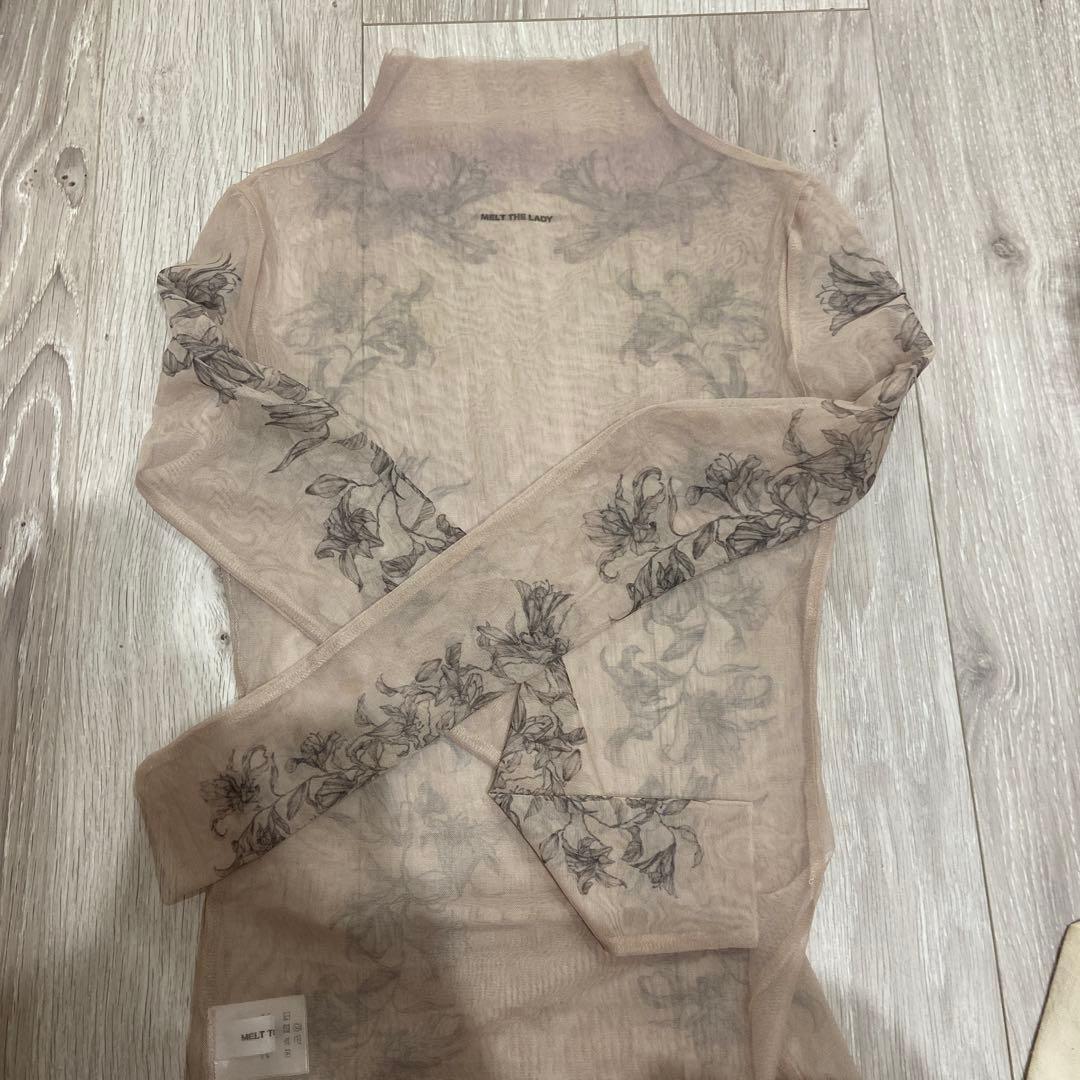 melt the lady　lily tattoo tops black