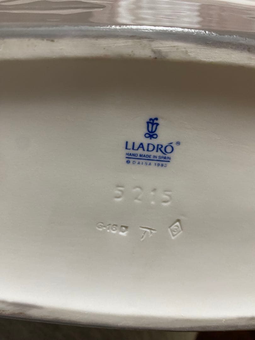 リヤドロLladroリアドロ陶器人形 置物ファミリーおじいちゃんと魚釣り-台座付