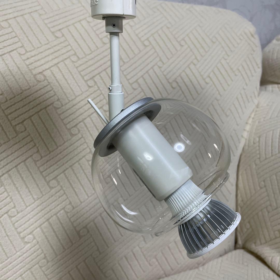 【中古】スポットライト5台　ガラスセード付き　LEDランプつき