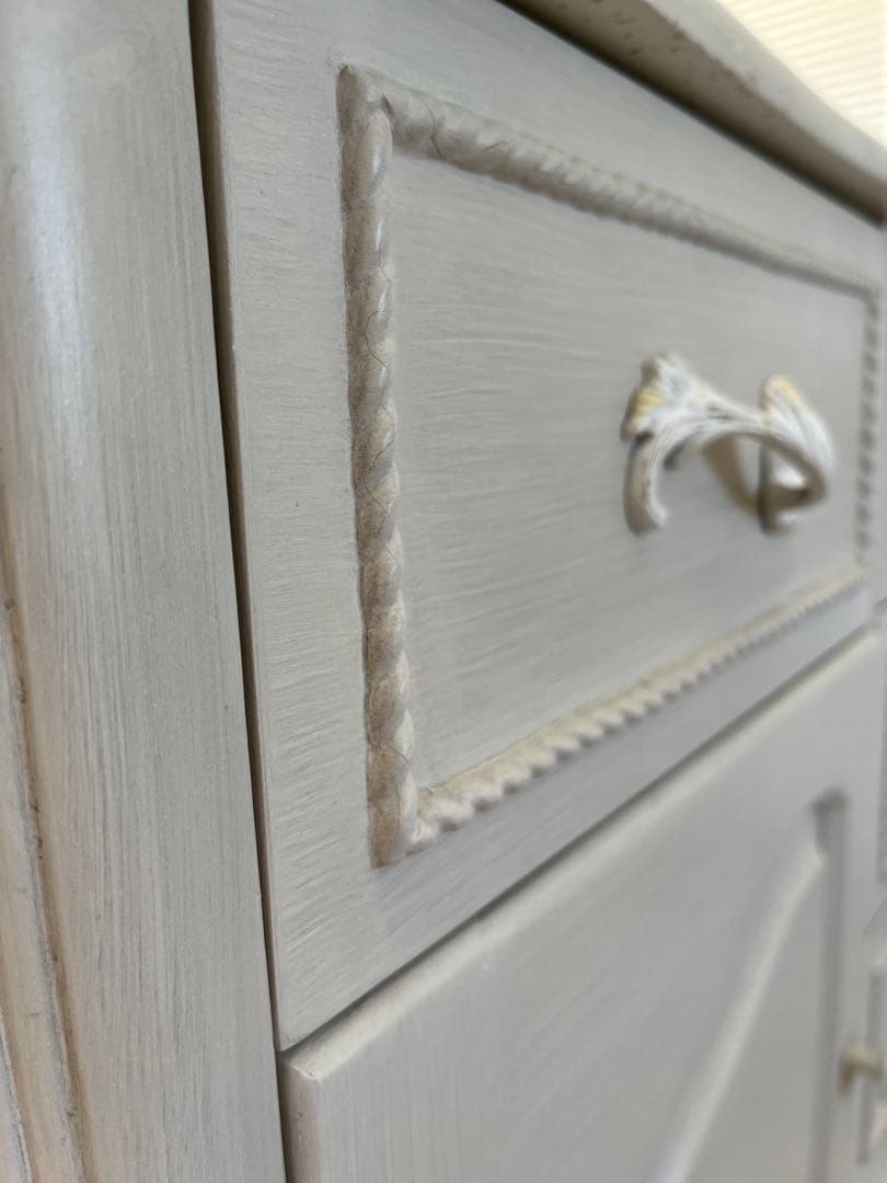 Malian  アンティーク調キャビネット天然木 ロマンチック インテリア