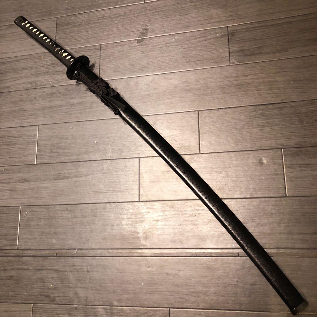 高級模造刀　高級居合刀　黒拵え　優波紋