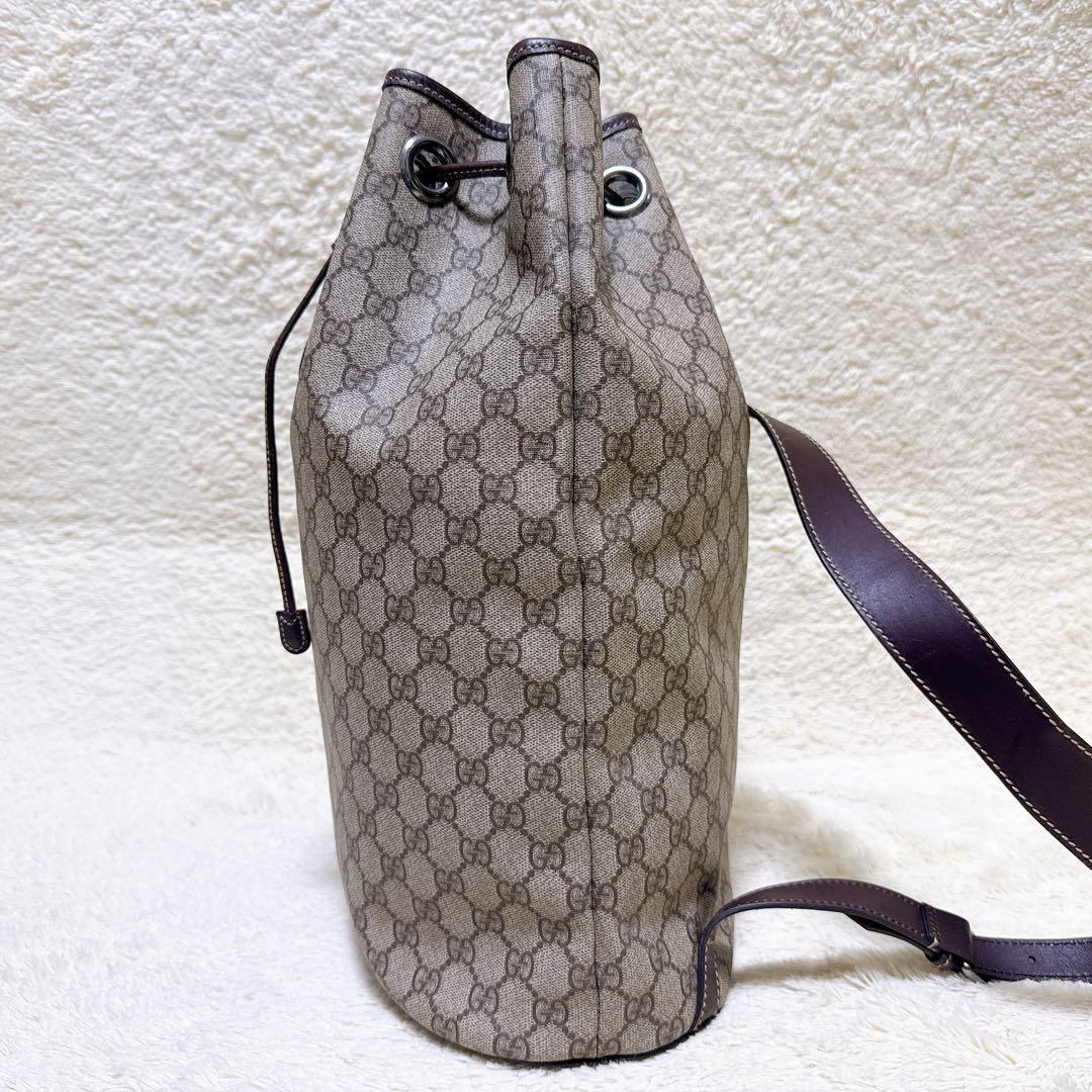 2301 希少美品✨GUCCI 大容量 リュック GG PVC 巾着型 ブラウン