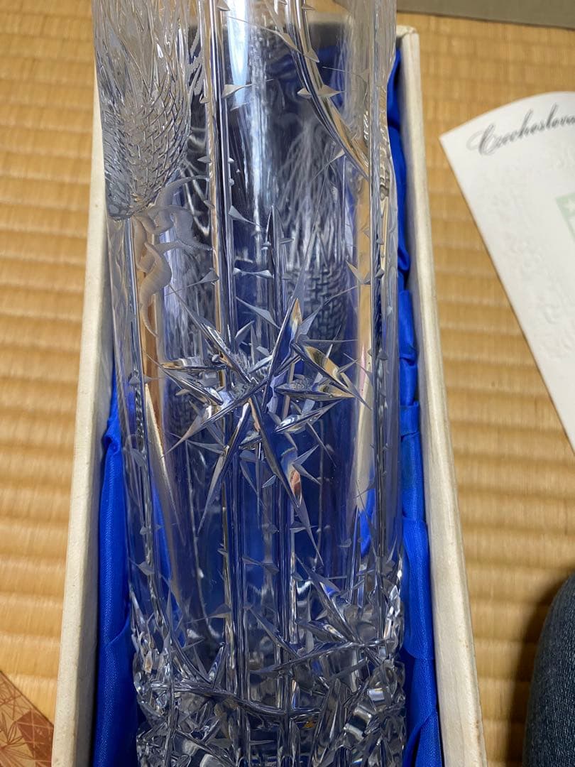 チェコスロバキア製クリスタル花瓶　年代物