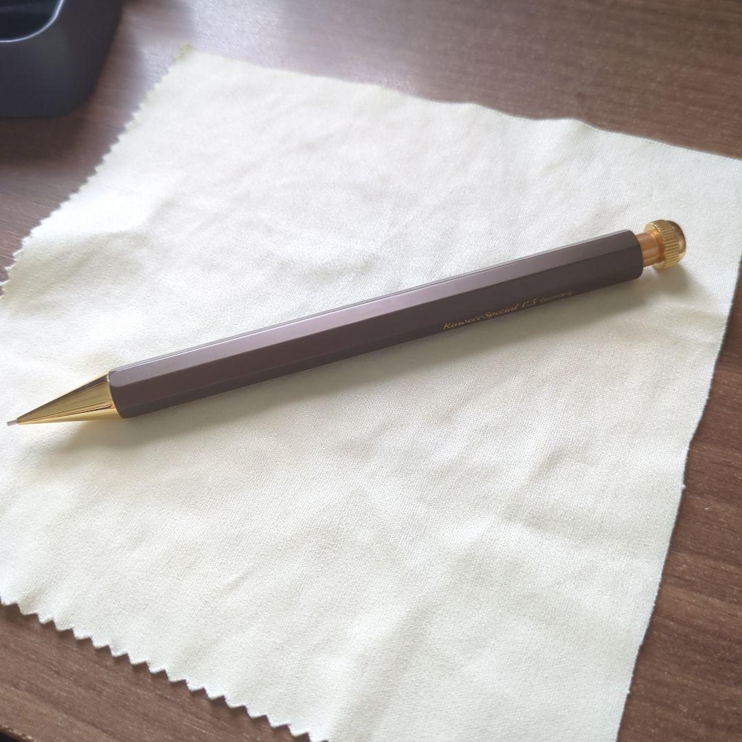 筆記具 maru