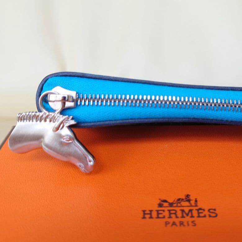 エルメス HERMES ジップアンゴー シュヴァル Z刻印 二つ折り財布
