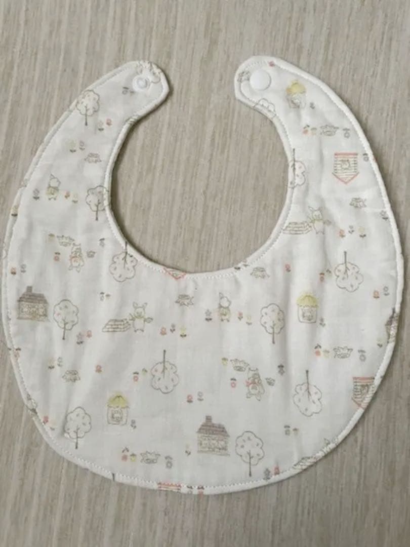 手刺繍　hungryおにぎり　ハンドメイドスタイ