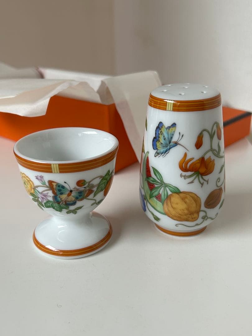 エルメス・シエスタエッグスタンド&ソルトケース2個セット・レア未使用品