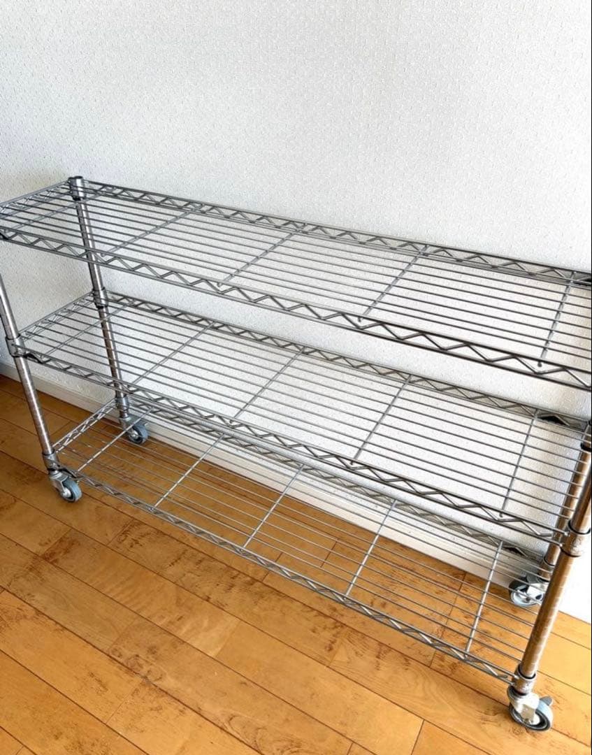 スチールラック 幅約119㎝縦幅29㎝高さ約69cm(タイヤの高さ含まず)