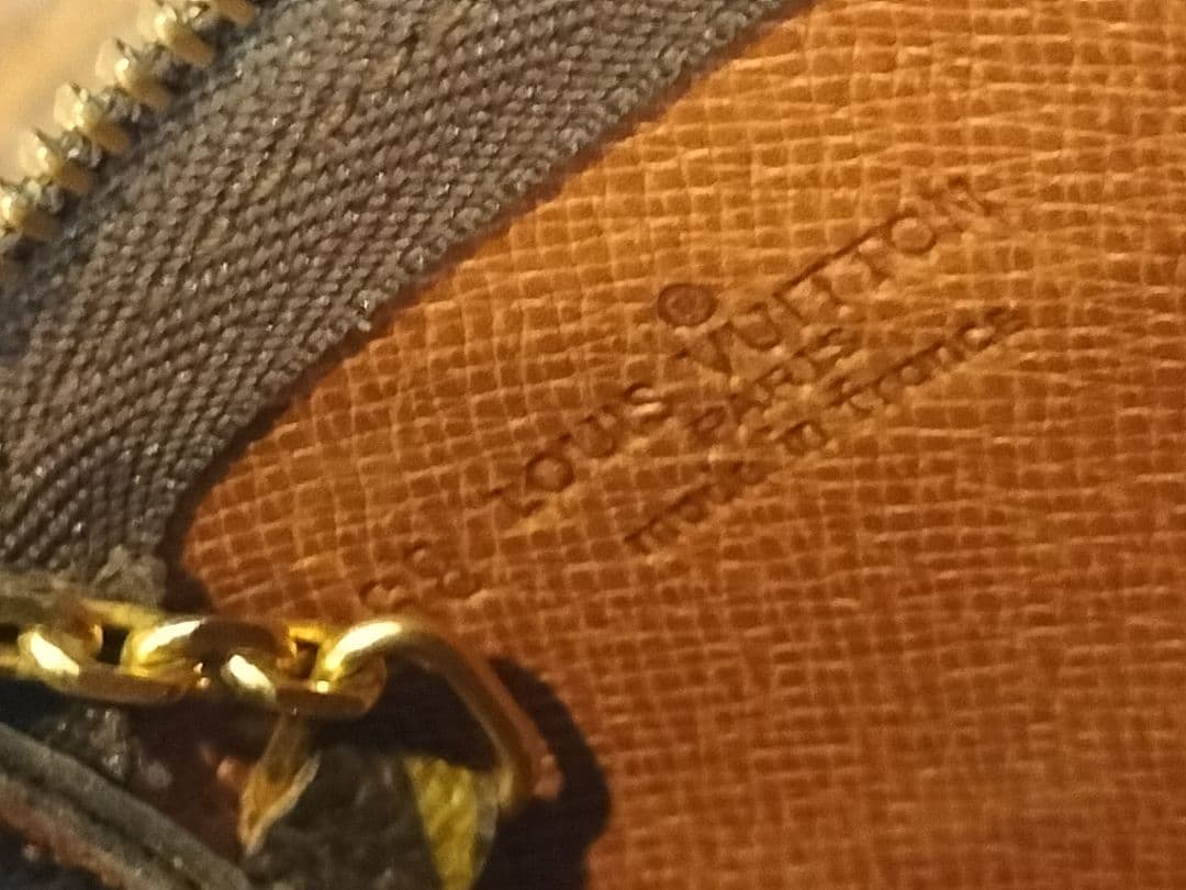 ポシェットクレ　ルイヴィトン　モノグラム　ケース　小銭入れ