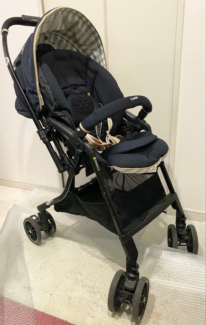 【超美品】Combi　スゴカル　オート4キャス　エッグショック　新生児OK