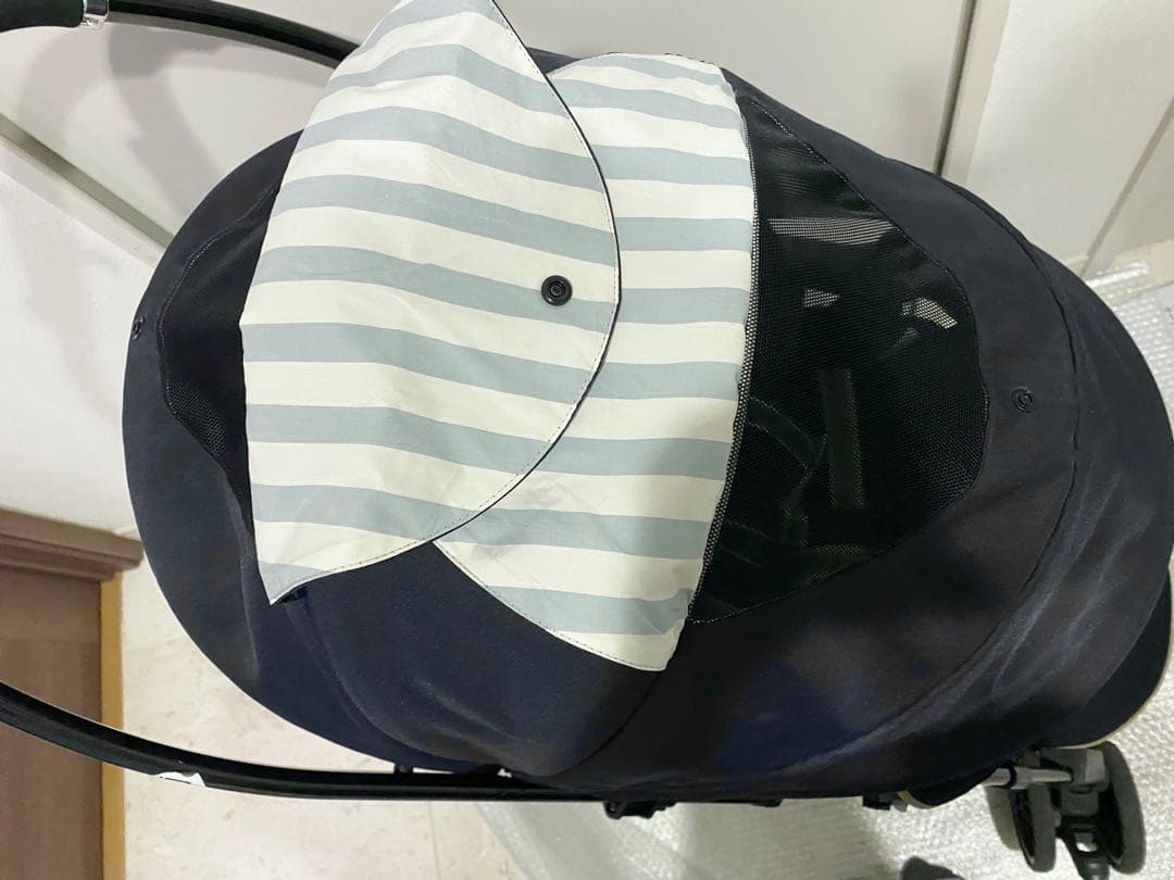 【超美品】Combi　スゴカル　オート4キャス　エッグショック　新生児OK