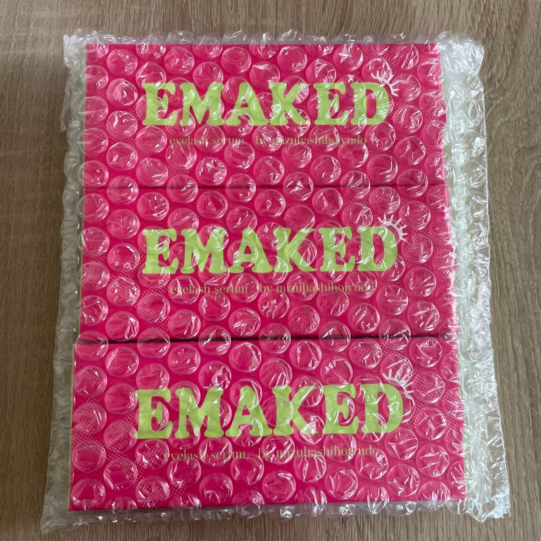 EMAKEDエマーキッド★まつげ美容液 newパッケージ