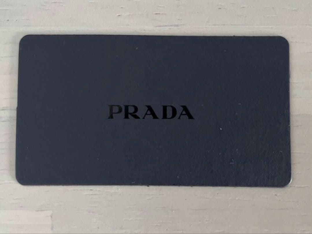 【新品未使用箱有り】PRADA VITELLO BOX　プラダ　二つ折り財布　黒