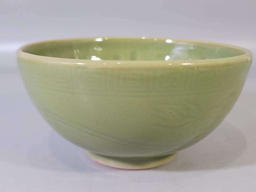 茶道具 中国 青磁 牡丹唐草紋 茶碗 DT778