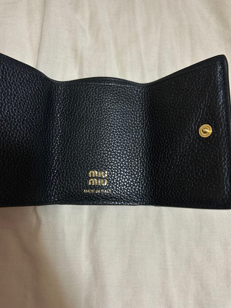 miumiu 三つ折り財布　ブラック