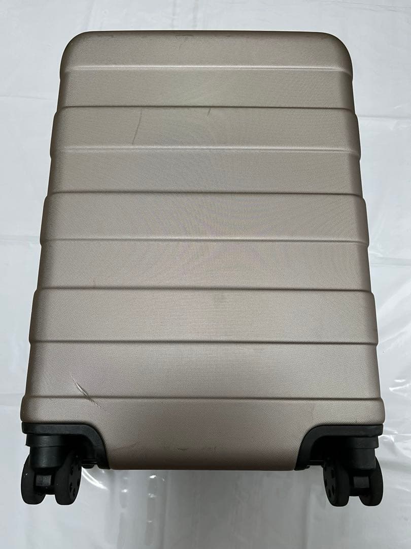 [無印良品] ストッパー付きハードキャリーケース 35 L