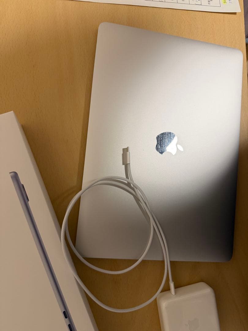 MacBook Pro 13インチ 2017 ジャンク 起動OK 充電接続時安定