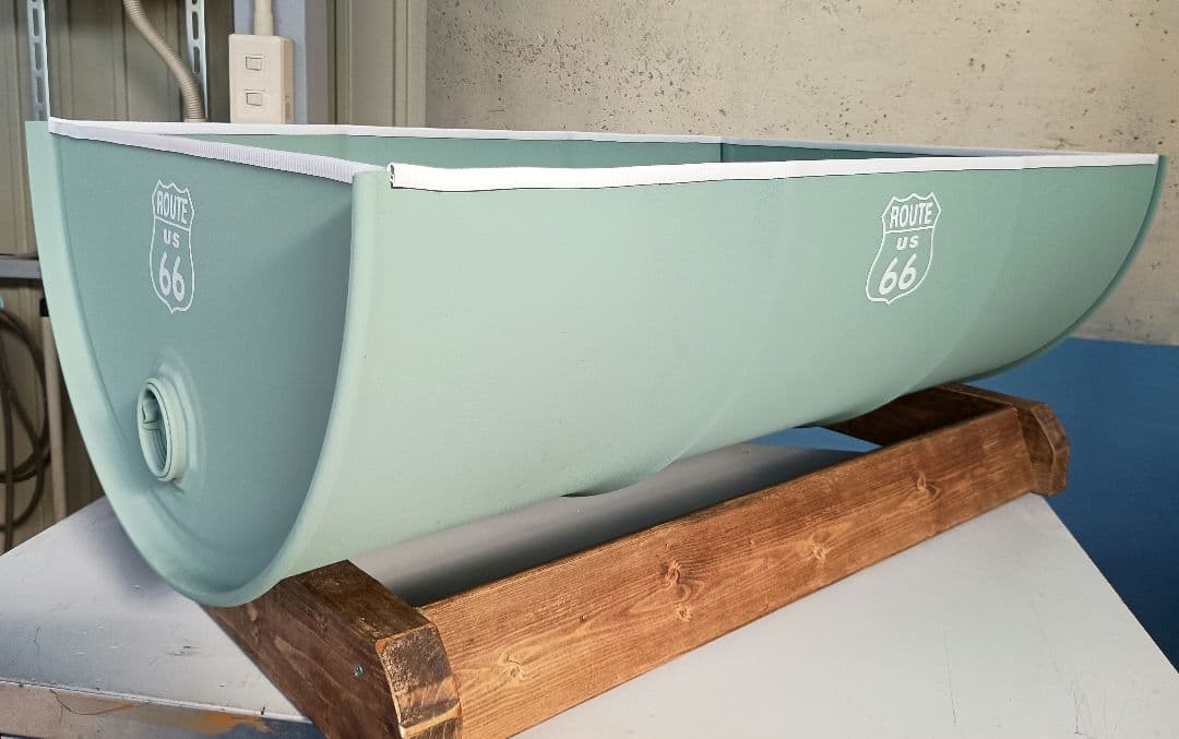 ルート66デザインリサイクルドラム缶 プランター 木製スタンド付き