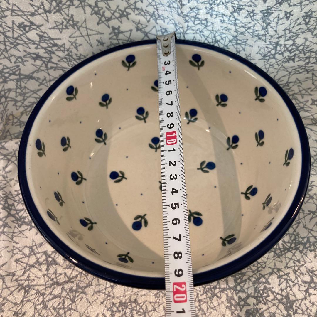 青い花模様のボウル 直径20cm ポーリッシュポタリー　ポーランド食器
