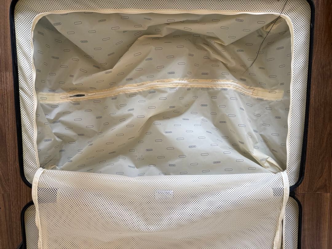 RIMOWA キャリーケース　(必ず説明を読んでください) phamu