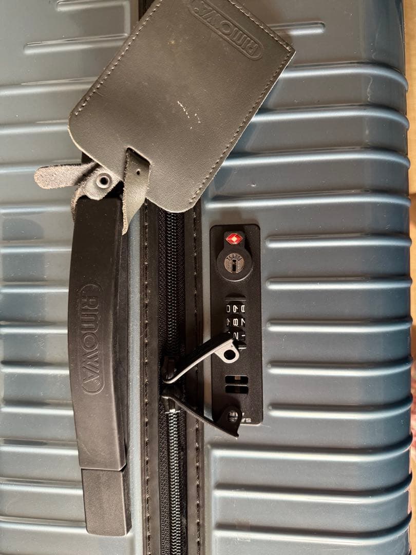 RIMOWA キャリーケース　(必ず説明を読んでください) phamu