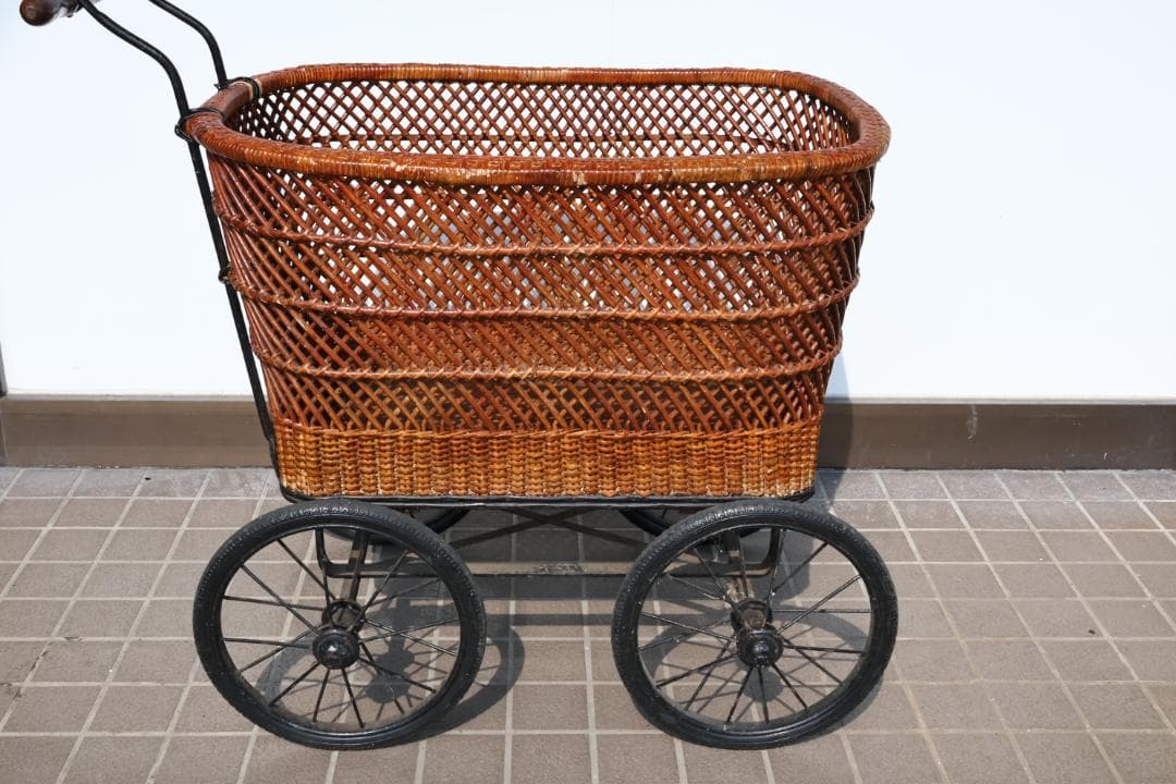 niyon　昭和レトロ　アンティーク　乳母車　うば車　ベビーカー　藤網
