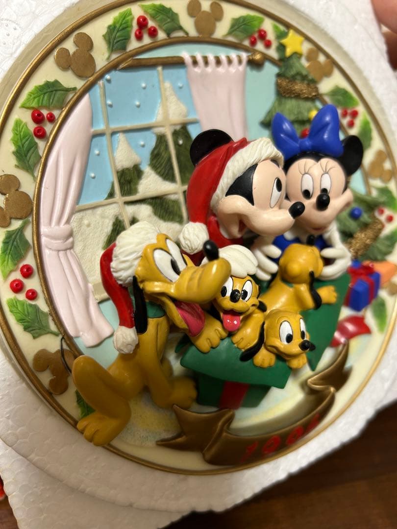 ☆ディズニー　エネスコ　アメリカ ミッキー クリスマス　3Dプレート 1996