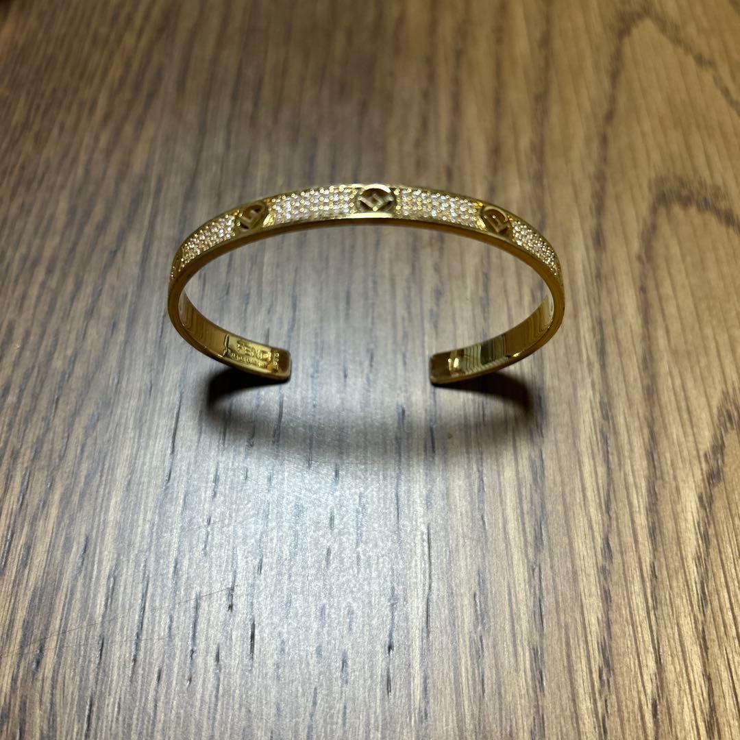 FENDI ゴールド ブレスレット　Ｍ