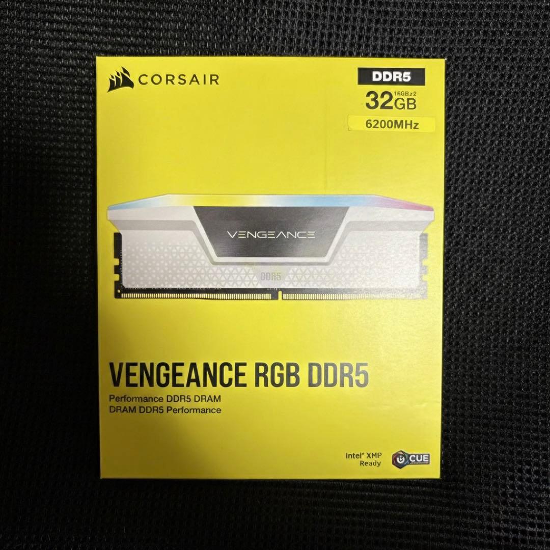 メモリー CORSAIR VENGEANCE RGB DDR5 32GB 6200MHz