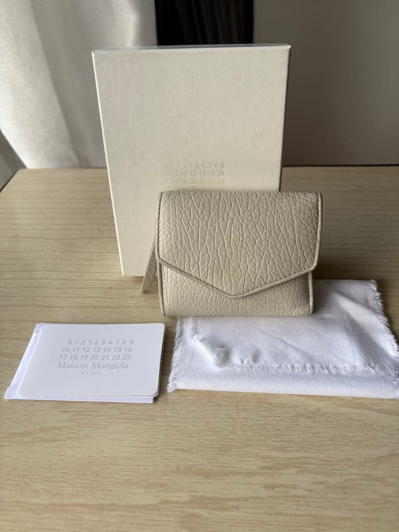 【美品】マルジェラ コンパクトウォレット　三つ折り