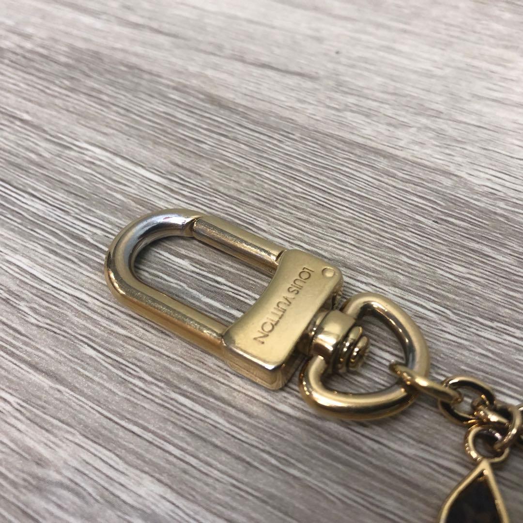 正規品 ヴィトン キーホルダー チャーム M68999 ゴールドカラー